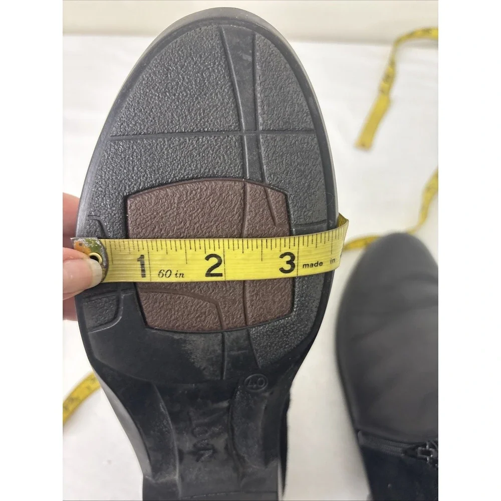 NAOT Leather & Suede Helm Bootie Women 9 Black Side Zip Comfort Shoes Boho